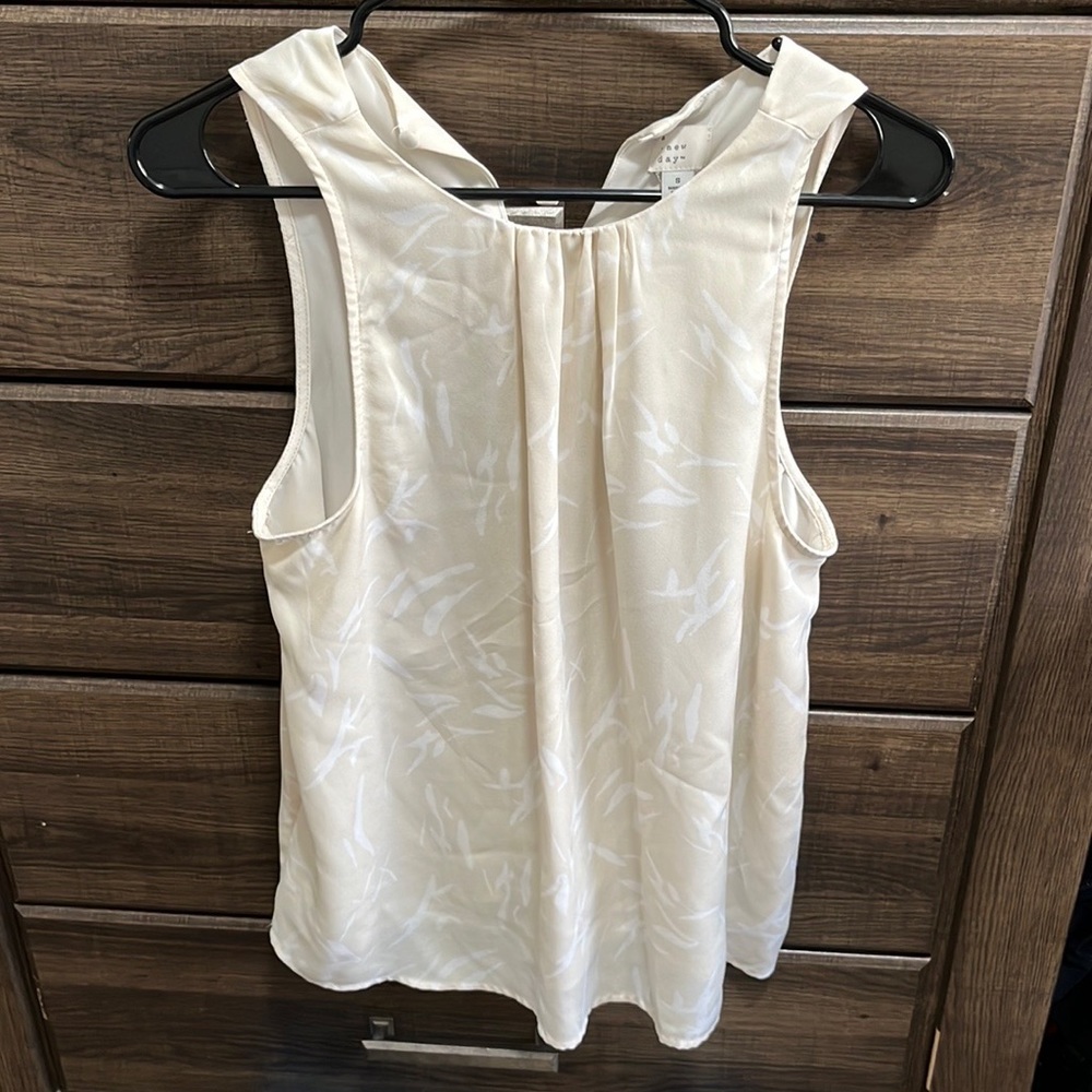 A New Day White and tan printed blouse
